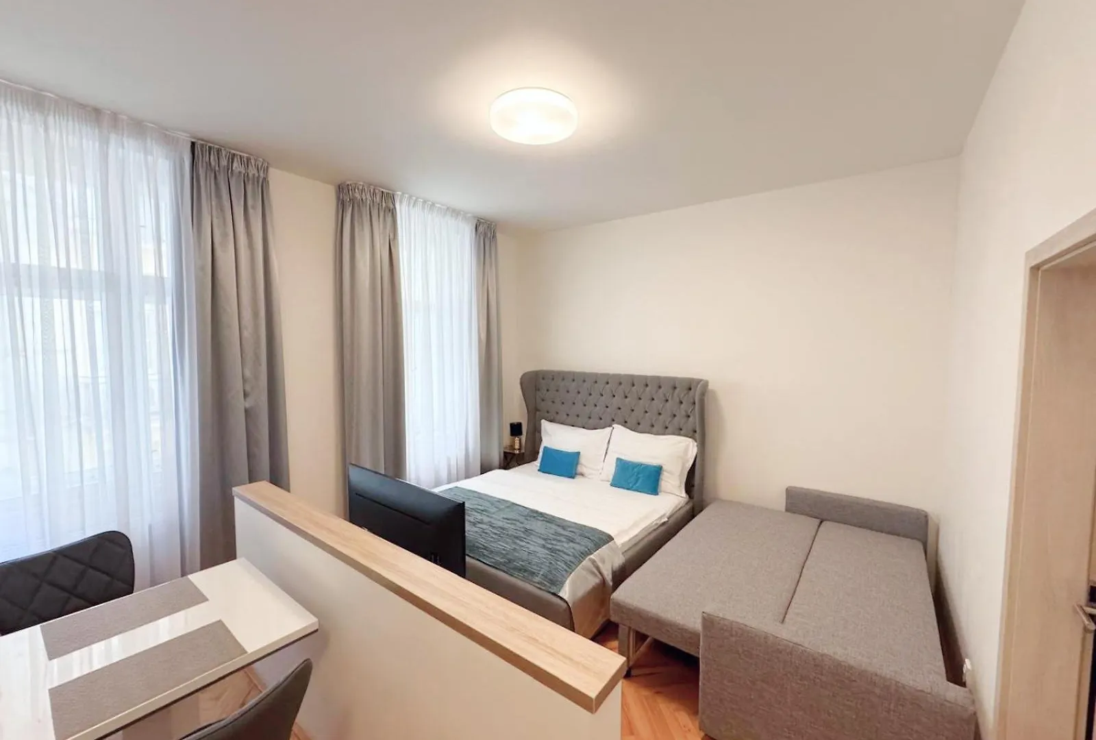 Gold Art Apartments Prague