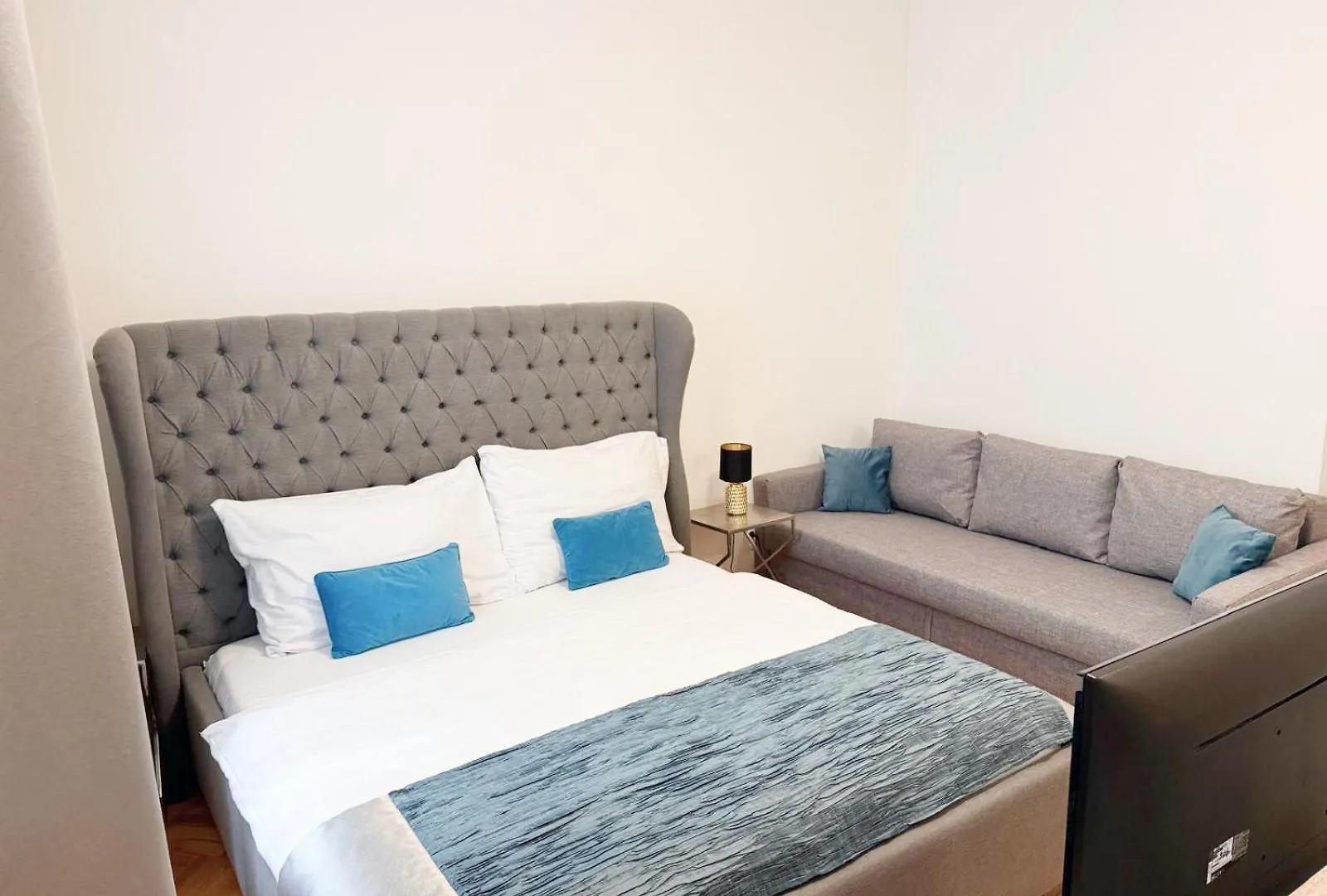 Gold Art Apartments Prague