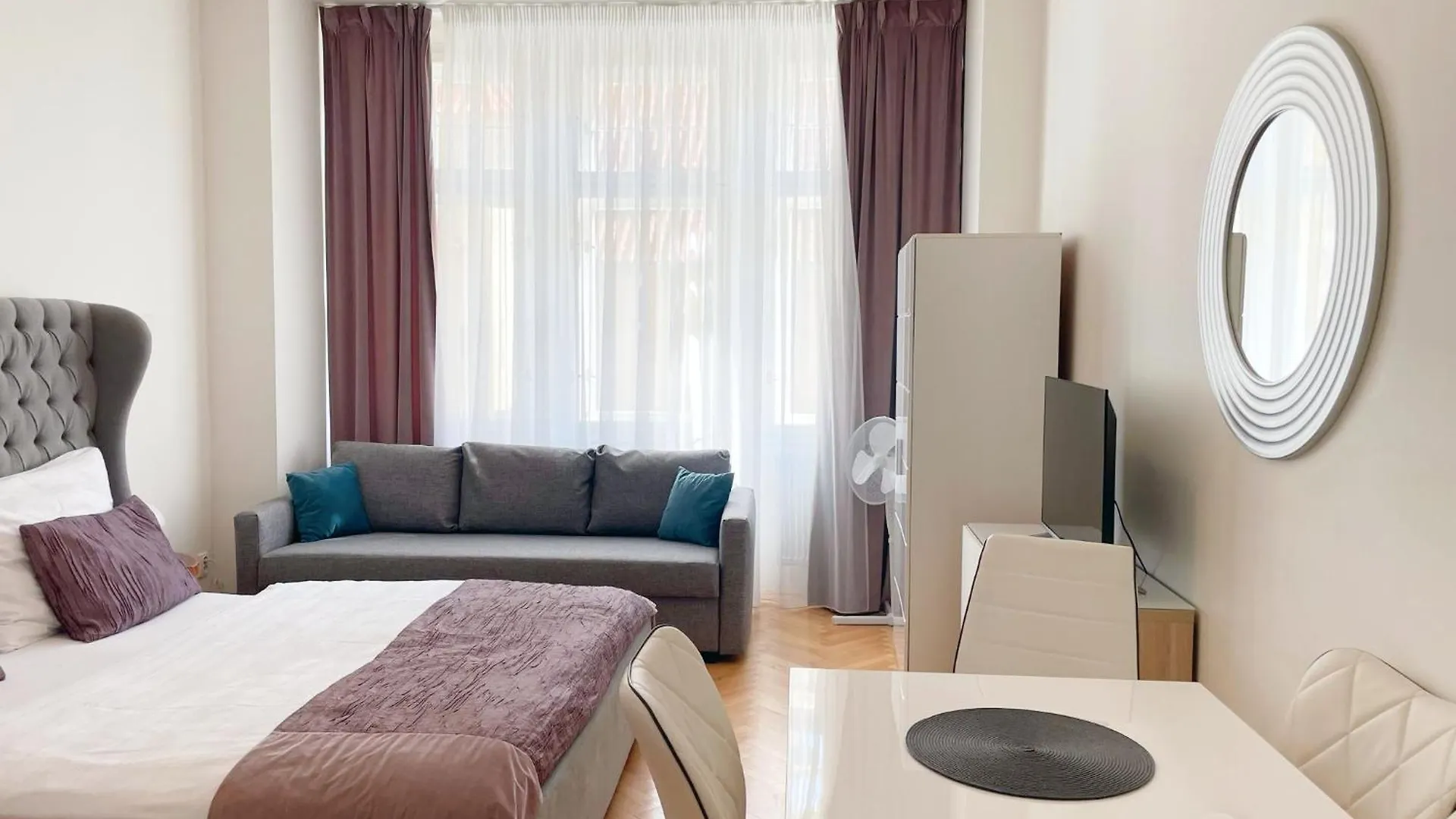 Gold Art Apartments Prague Czech Republic