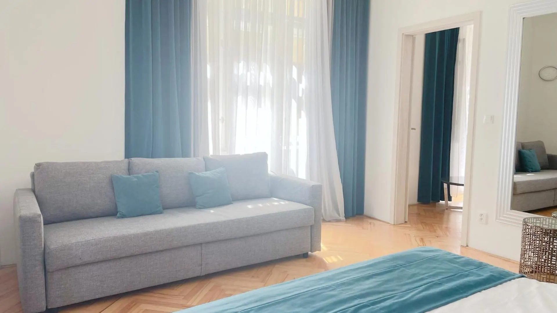 Gold Art Apartments Prague