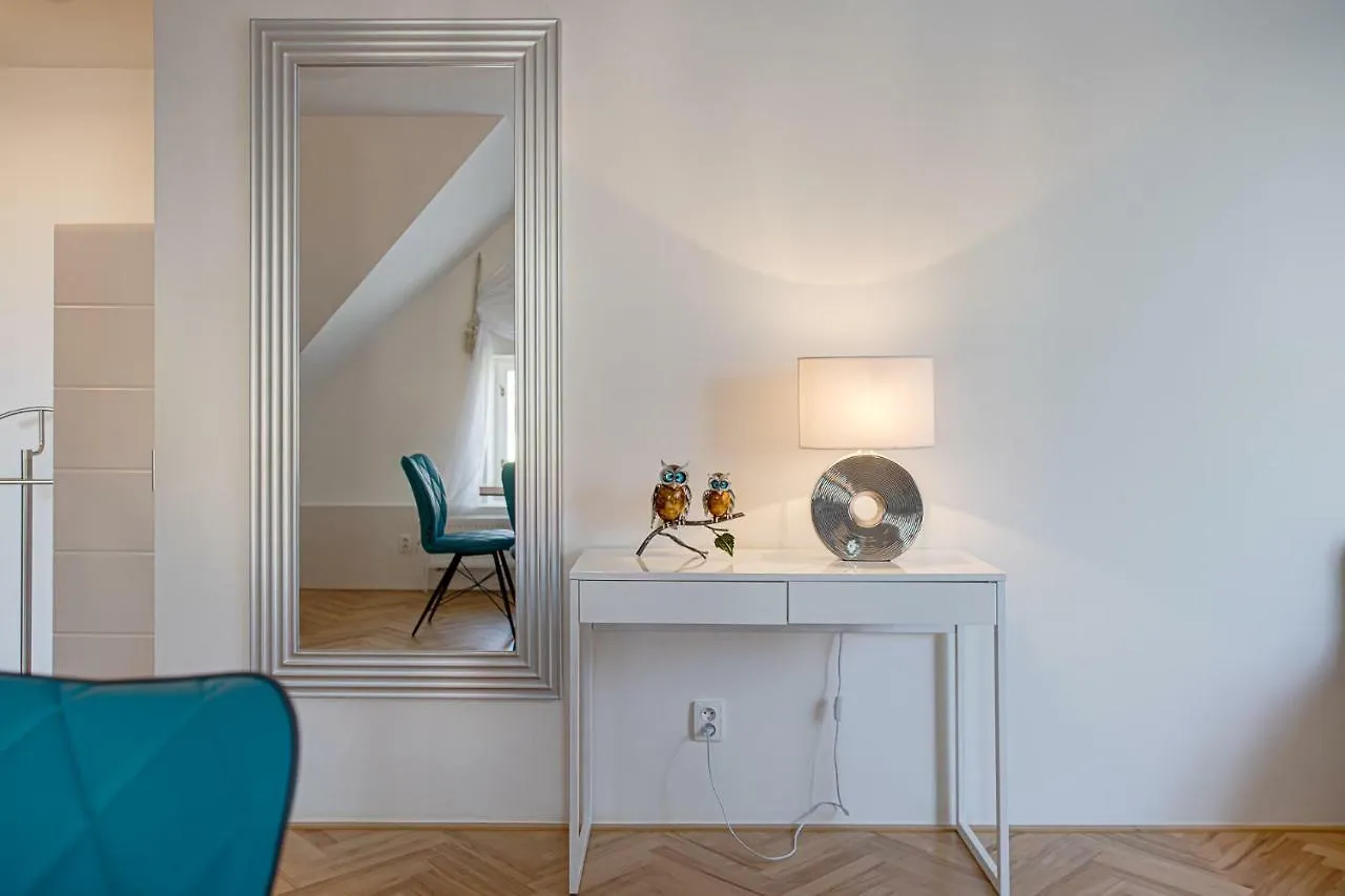 Gold Art Apartments Praga
