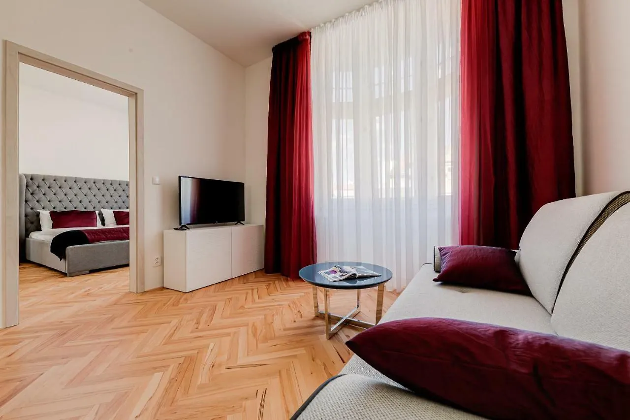 Gold Art Apartments Prague