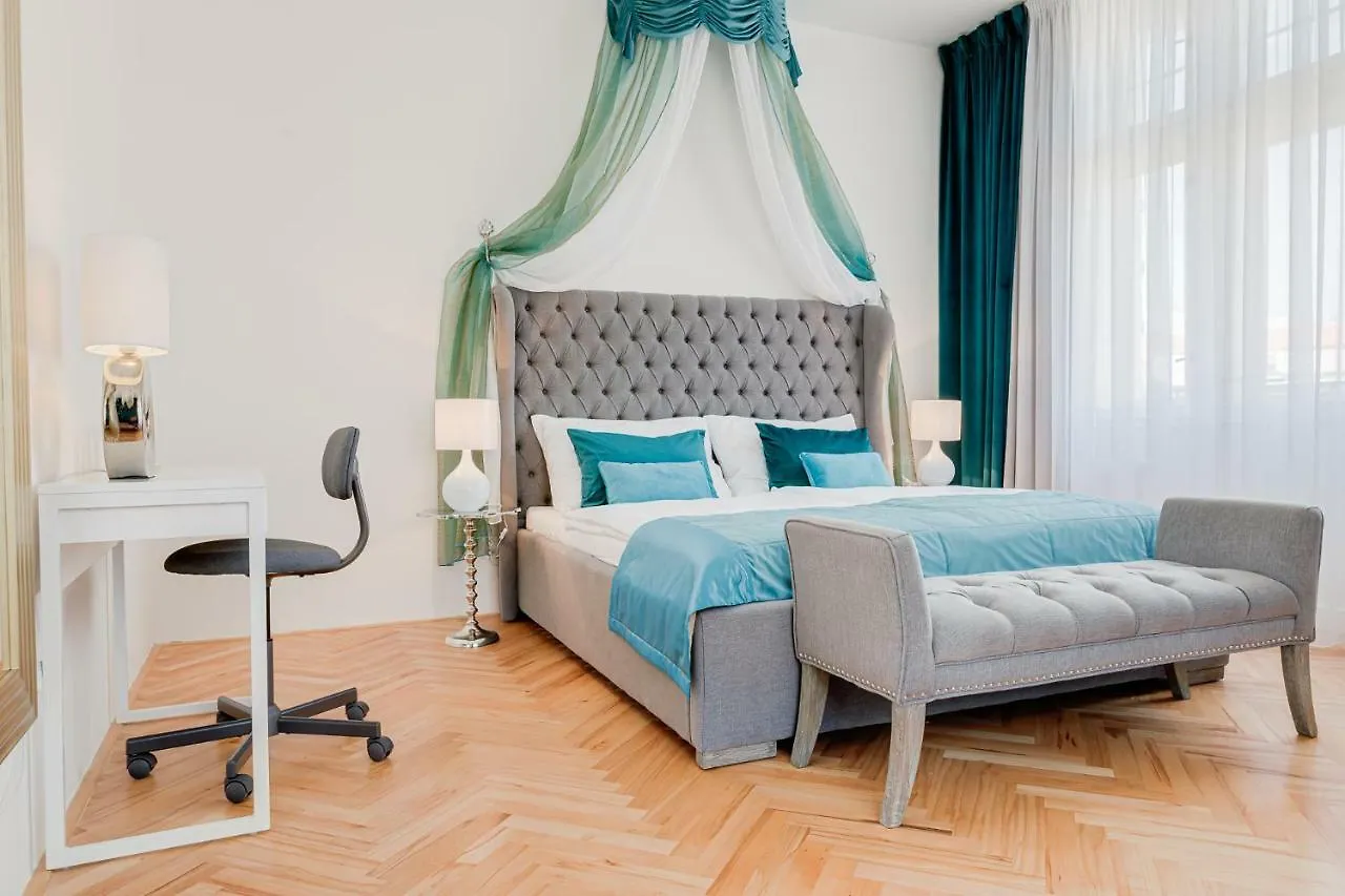 Gold Art Apartments Prague