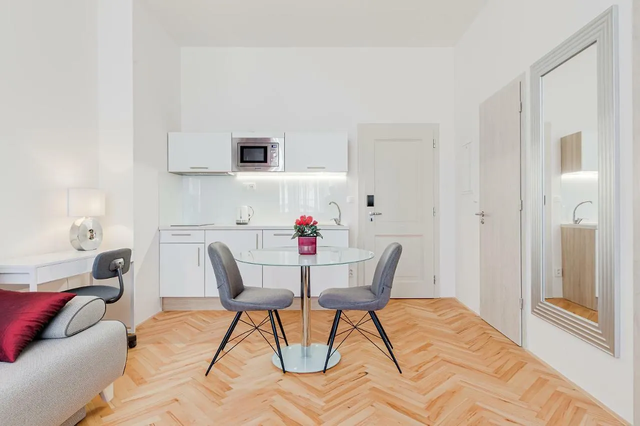 Gold Art Apartments Prague