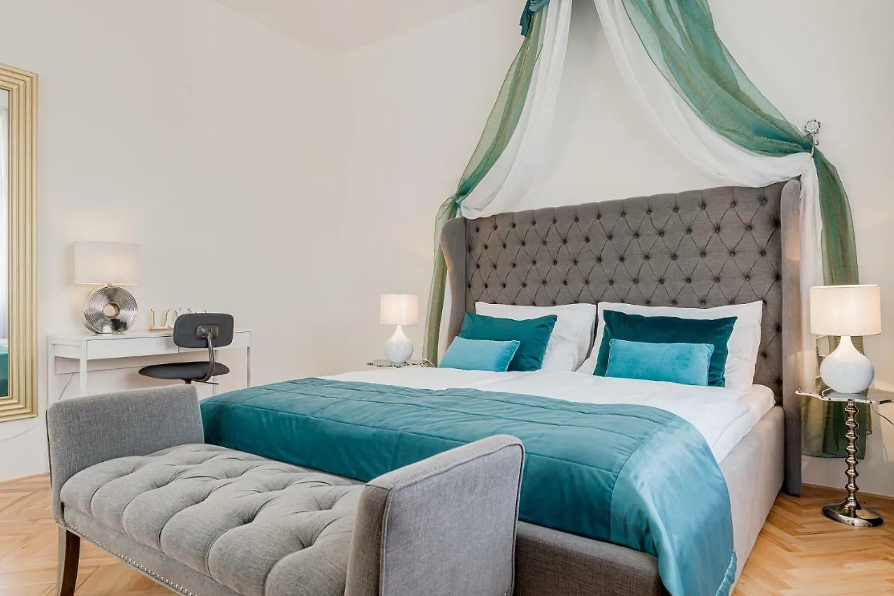 Gold Art Apartments Prag
