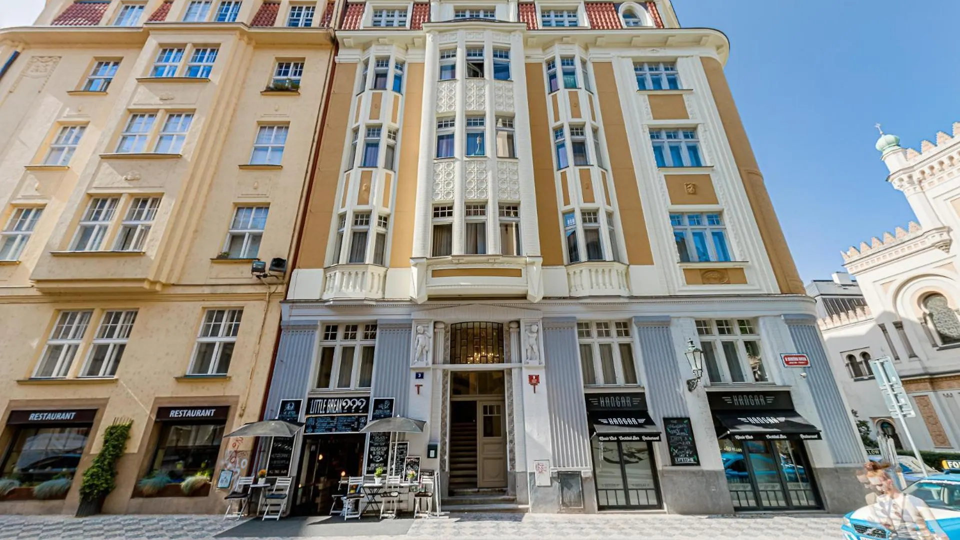 Gold Art Apartments Prague Czech Republic