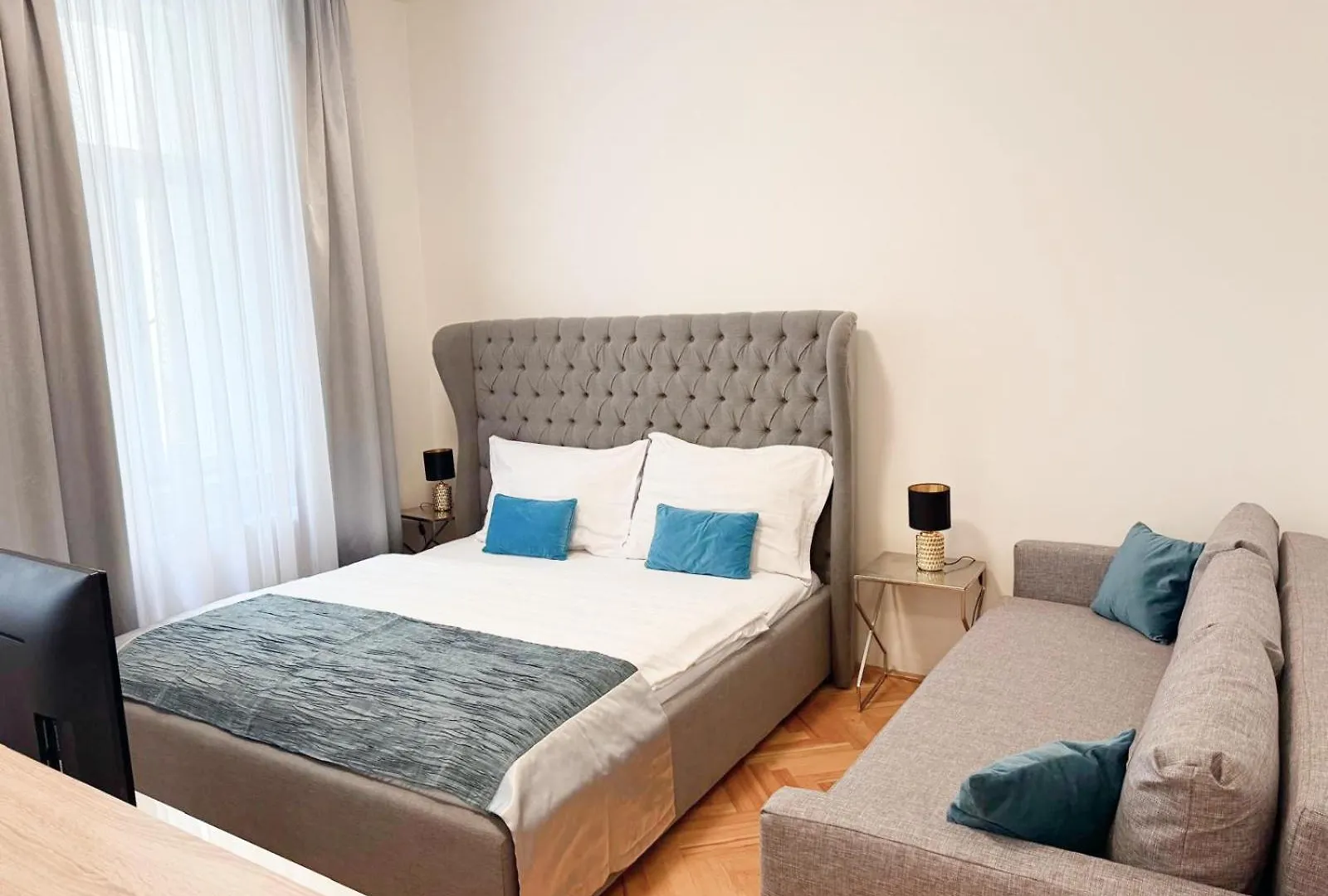 Gold Art Apartments Prague Czech Republic